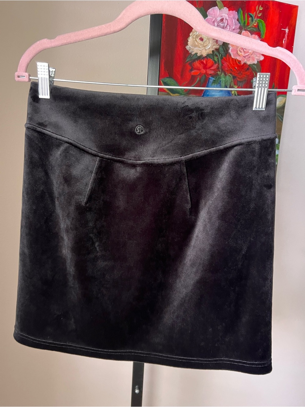 lululemon athletica Black Velvet-Look Pull-On Skirt scuba - Picture 4 of 7